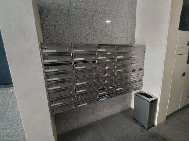 セントアミール南久宝寺のロビー