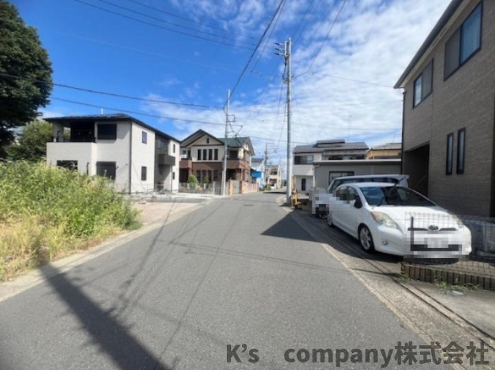 ◎高座郡寒川町倉見　新築戸建の前面道路含む現地写真|前面道路の様子です◇