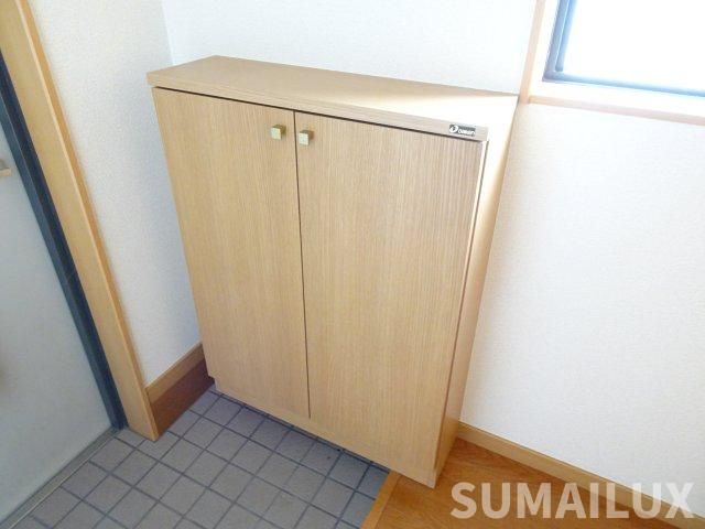 熊本市東区長嶺東３丁目の賃貸マンションの玄関