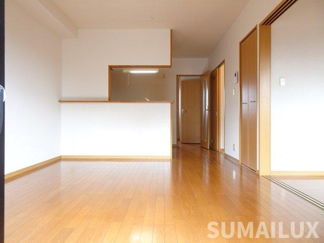 熊本市東区長嶺東３丁目の賃貸マンションの居間・リビング