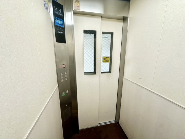 ライオンズガーデン新河原町のその他共用部分|エレベーター