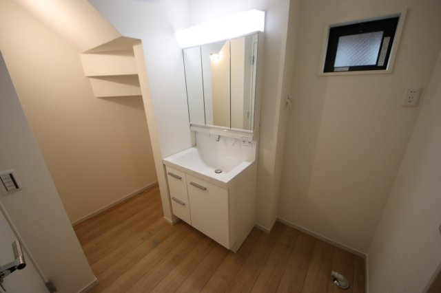 【ランドリースペース】 | 《仲介手数料無料》浦和区瀬ヶ崎５丁目34-17(全1戸)新築一戸建てケイアイグレース | 撮影日 2025年6月27日 15:30 晴れ