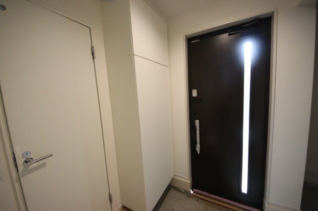 【玄関】 | 《仲介手数料無料》浦和区瀬ヶ崎５丁目34-17(全1戸)新築一戸建てケイアイグレース | 撮影日 2025年6月27日 15:30 晴れ