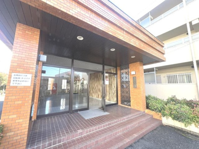 【エントランス】 | 宮本マンション富士 | 毎日通るエントランスはこのようになっています