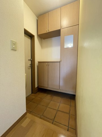 プレベールBの玄関