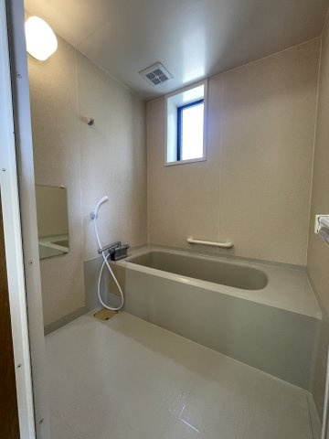 プレベールBの浴室