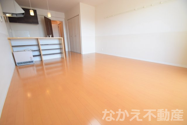 【居間・リビング】 | ゆったり過ごせるリビングです