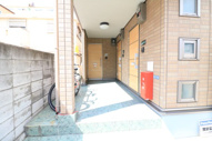 尼崎市七松町２丁目のアパートの画像