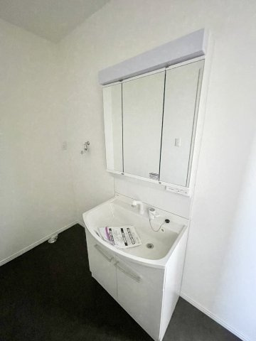 【中古戸建】前橋市下小出町の独立洗面台|■洗面室