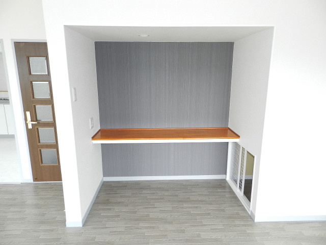 室蘭市白鳥台1丁目9-4戸建の収納