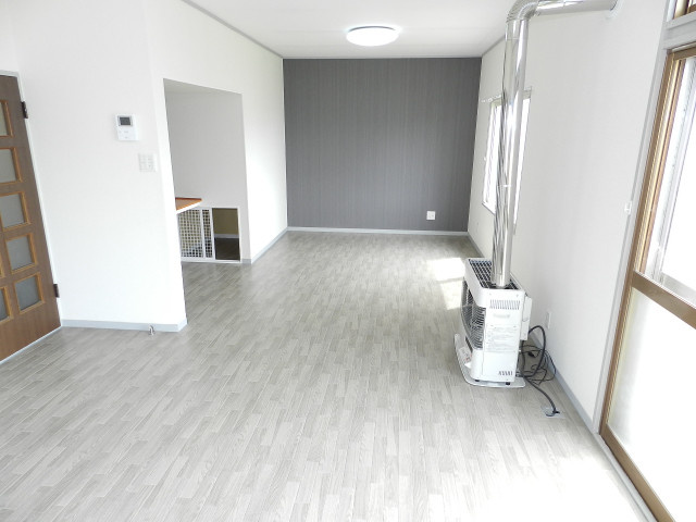 室蘭市白鳥台1丁目9-4戸建の居間・リビング