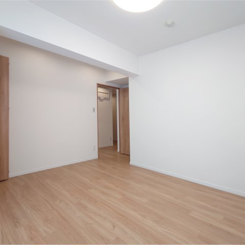 マイキャッスル葉山の洋室