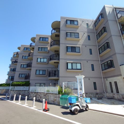 マイキャッスル葉山の外観