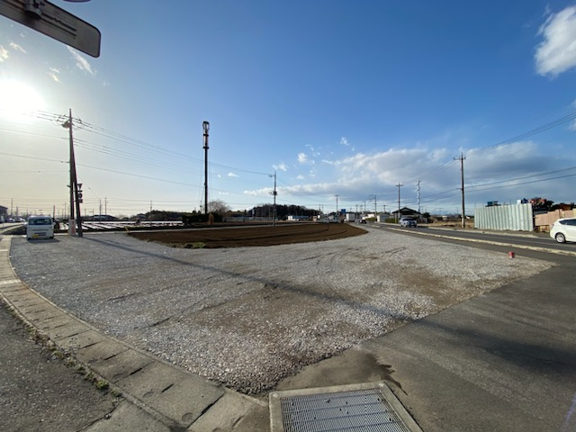 出井貸地の駐車場