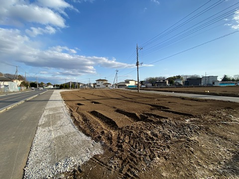 出井貸地の駐車場