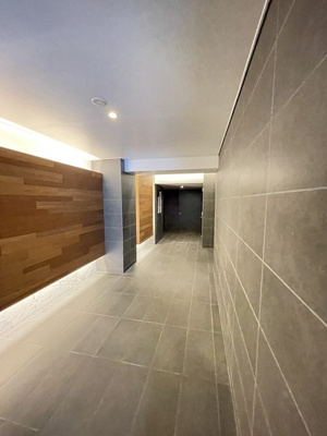 【ロビー】 | COZY阿由知通