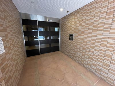 【エントランス】 | プレシア松崎