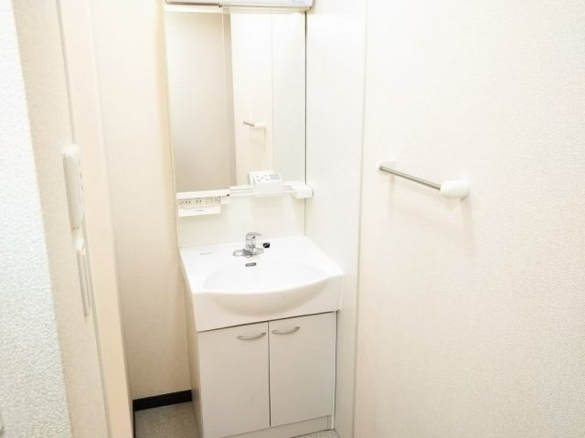 レオネクストKouyaの独立洗面台