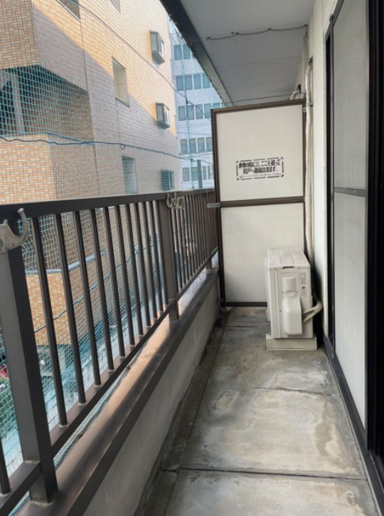アザレアハイツ蒲池のバルコニー