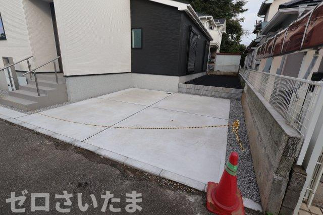 《仲介手数料無料》岩槻区宮町２丁目6-3(全1戸)新築一戸建てリナージュの駐車場|撮影日 2025年10月20日 15:00 曇り