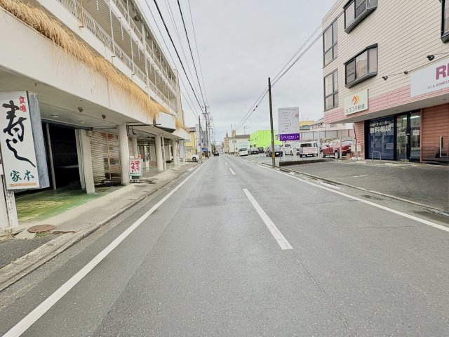 弥生ハイツ　豊橋市弥生町字中原のその他|西側の前面道路