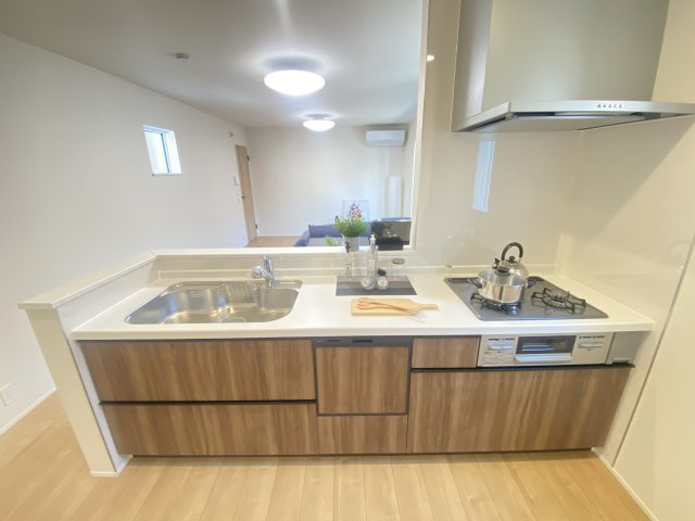 『八王子市新築戸建て』八王子市諏訪町100-4【仲介手数料無料】　２４ー１期のキッチン|～仲介手数料無料☆八王子ひなた不動産～　八王子市諏訪町　新築戸建て
