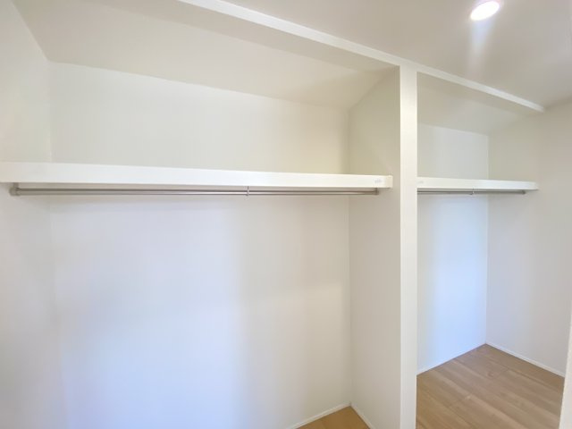 『八王子市新築戸建て』八王子市諏訪町100-4【仲介手数料無料】　２４ー１期の収納