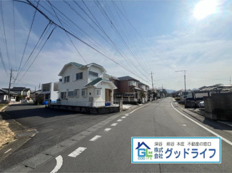 【前面道路含む現地写真】