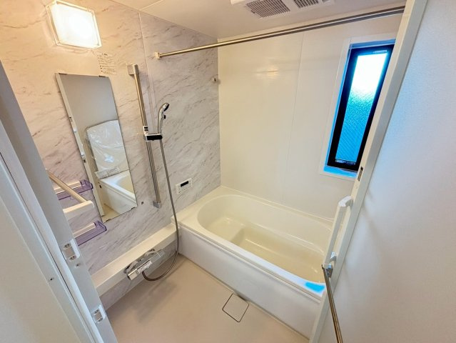 藤沢市辻堂元町　全3棟　1号棟の浴室