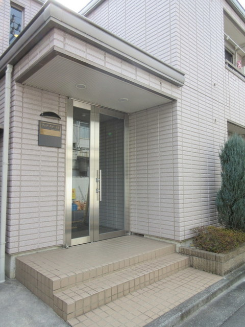 ヴィラ・クローネ２のロビー