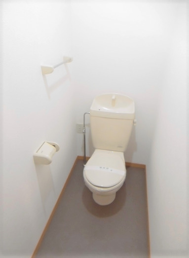 ベリークレセントのトイレ|ゆったりとした空間のトイレです