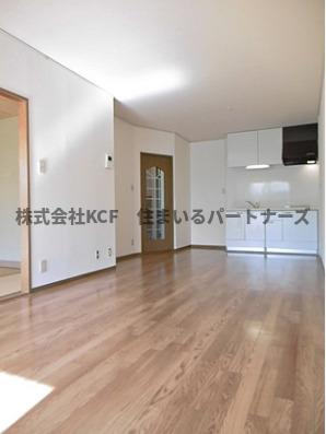 クレール津福1の居間・リビング|ゆったり過ごせる居間です