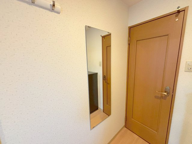 ヴィラ・シフォネットの玄関