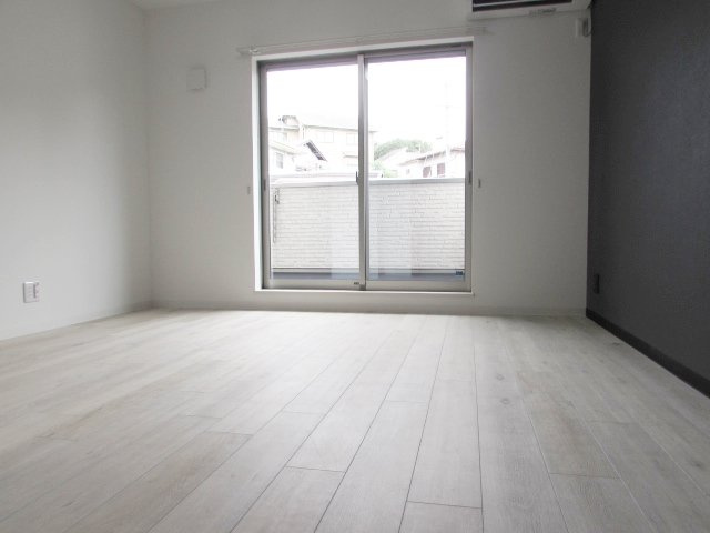 クレアモントヒルズ宝塚の居間・リビング|ゆったり過ごせるリビングです