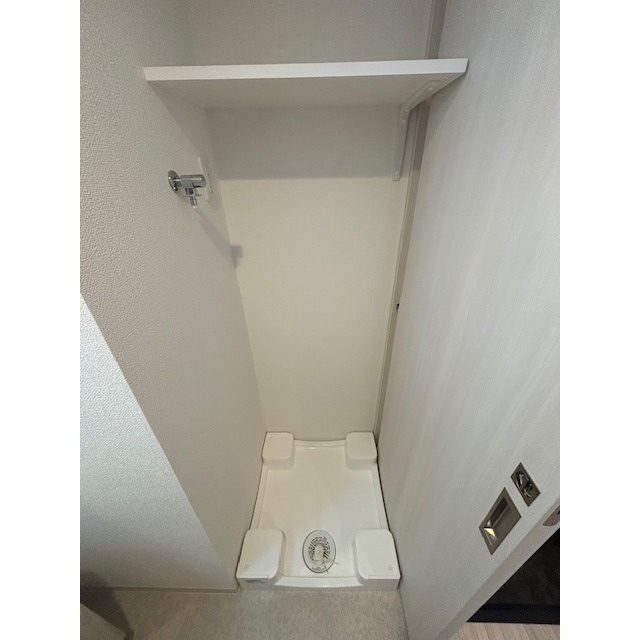 アドバンス名古屋ブランシュの洗面所|室内洗濯機置場