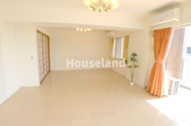 和歌山マリーナシティ・シエルヴィータの居間・リビング