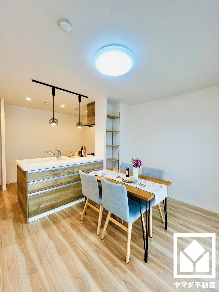 グラン・コート北宇治2の居間・リビング