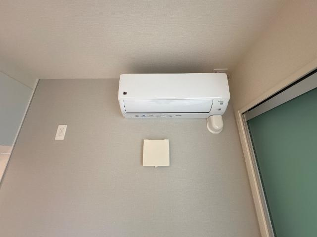 アルバ西岡本の設備|エアコン