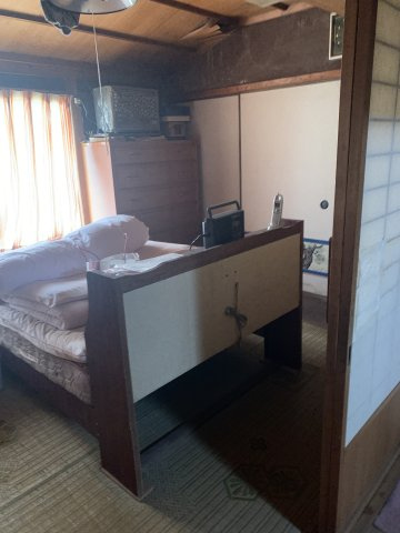 紀の川市花野　中古戸建の寝室