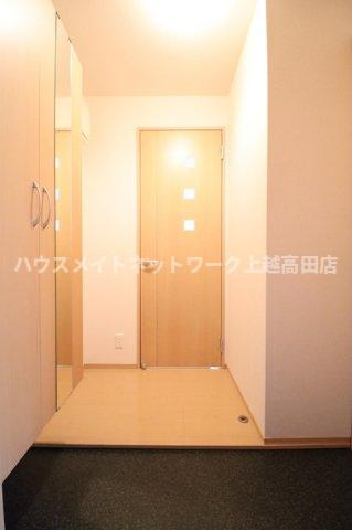 シャンブル・アンソレイエの玄関|玄関