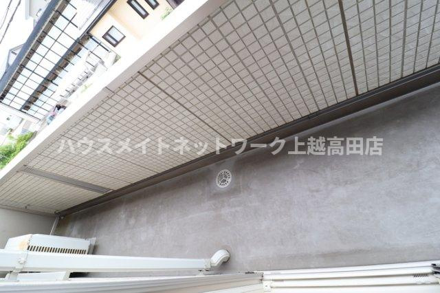 シャンブル・アンソレイエのバルコニー|バルコニー