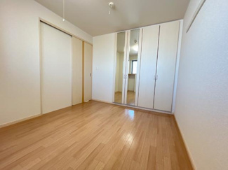 【内装】 | 和（なごみ） | 洋室