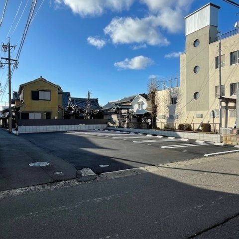 羽島郡笠松町上本町の駐車場