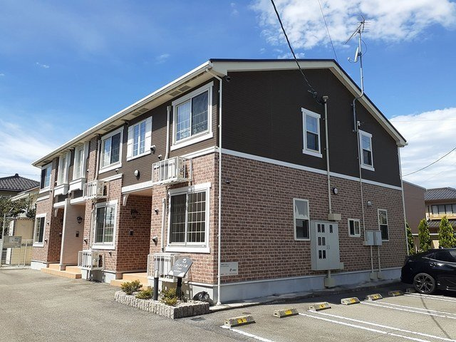 コッティ大泉の外観|外観は落ち着いています