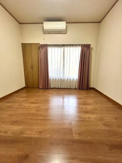 【洋室】 | 2階洋室6帖