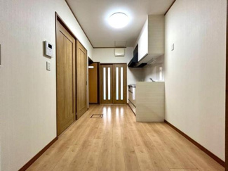 【居間・リビング】