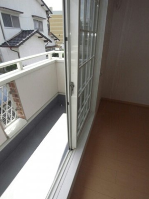 【バルコニー】 | ディアカーサ | 落ち着いた時間を過ごせるバルコニーです