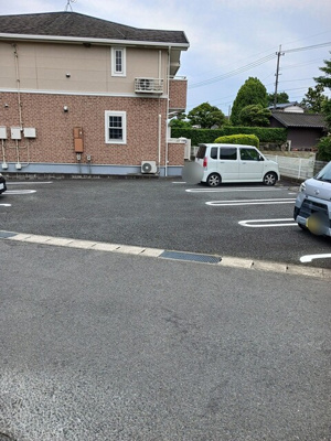 【駐車場】 | ディアカーサ | 駐車場完備です