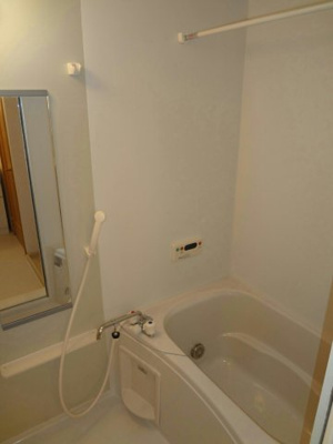 【浴室】 | モンブラン | お風呂で日々の疲れを落としましょう