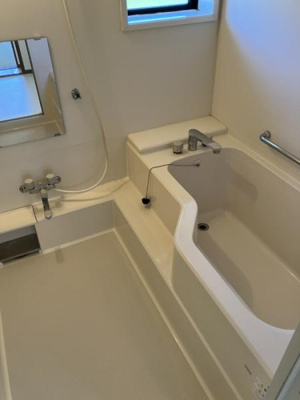 【浴室】 | ハイカムール米原A